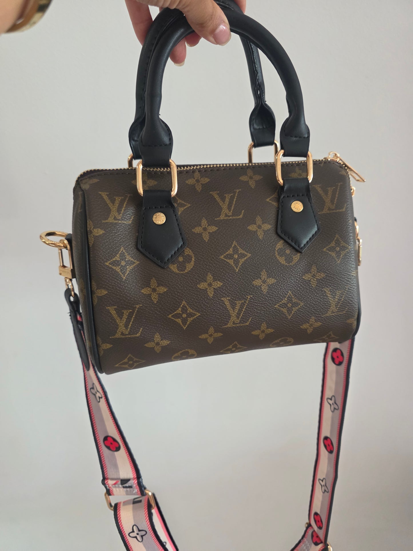 28Liv Speedy 20 zwart bruin leer